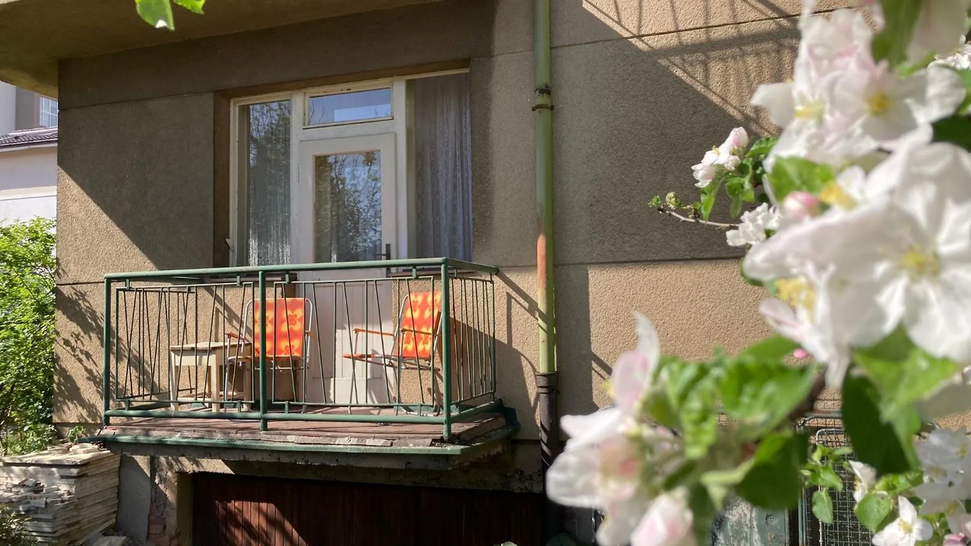 Spacious Apartment - Free Parking! Praga Czechy