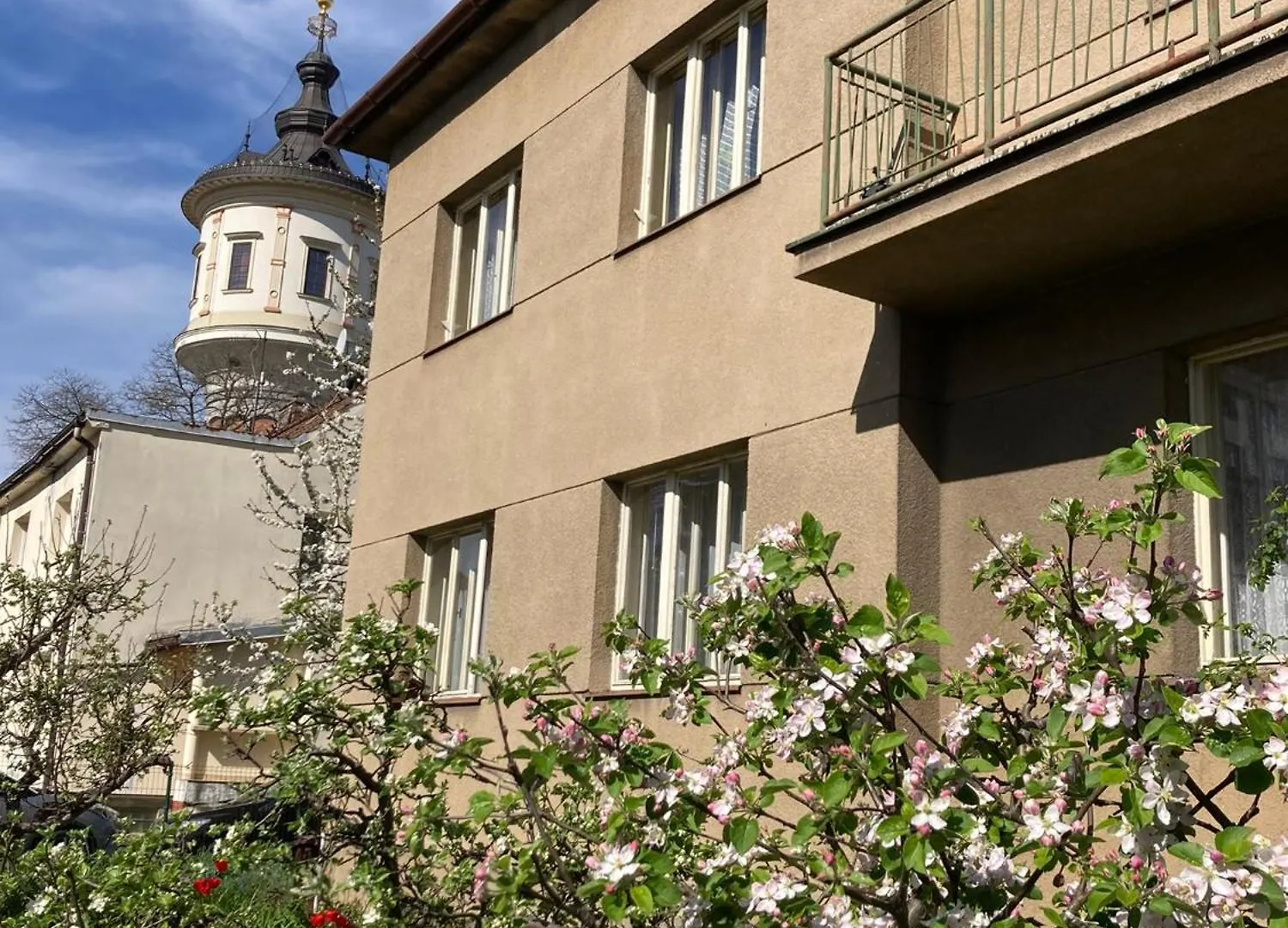 Podkrovní byt - Na Slovance Praha